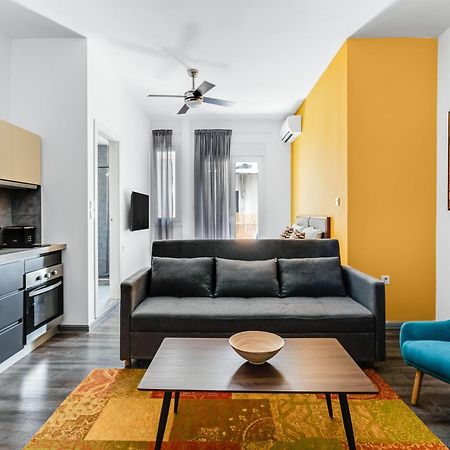 Yalarent Luxury Apartments In The Heart Of The City Athens Exterior photo