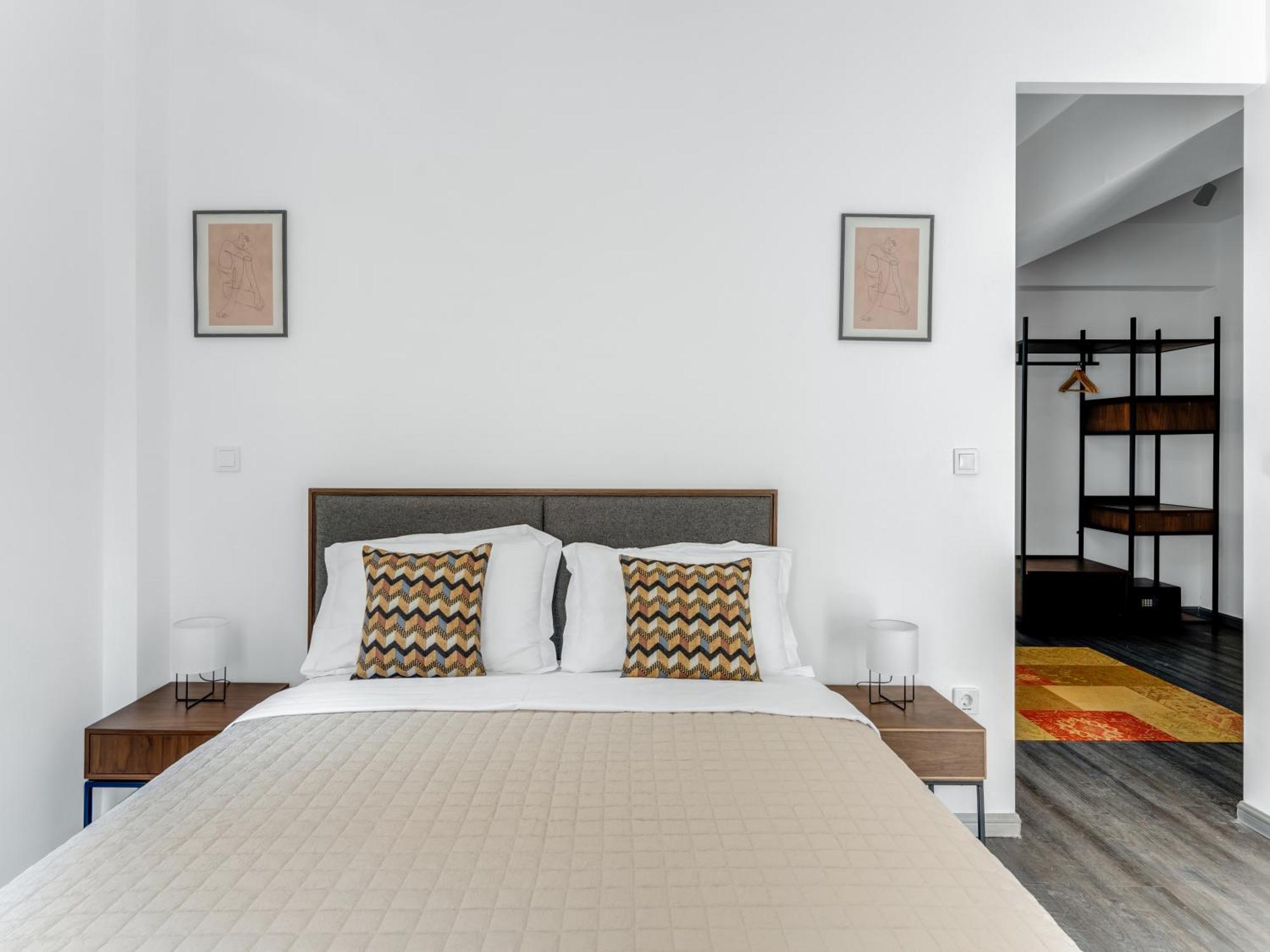 Yalarent Luxury Apartments In The Heart Of The City Athens Exterior photo