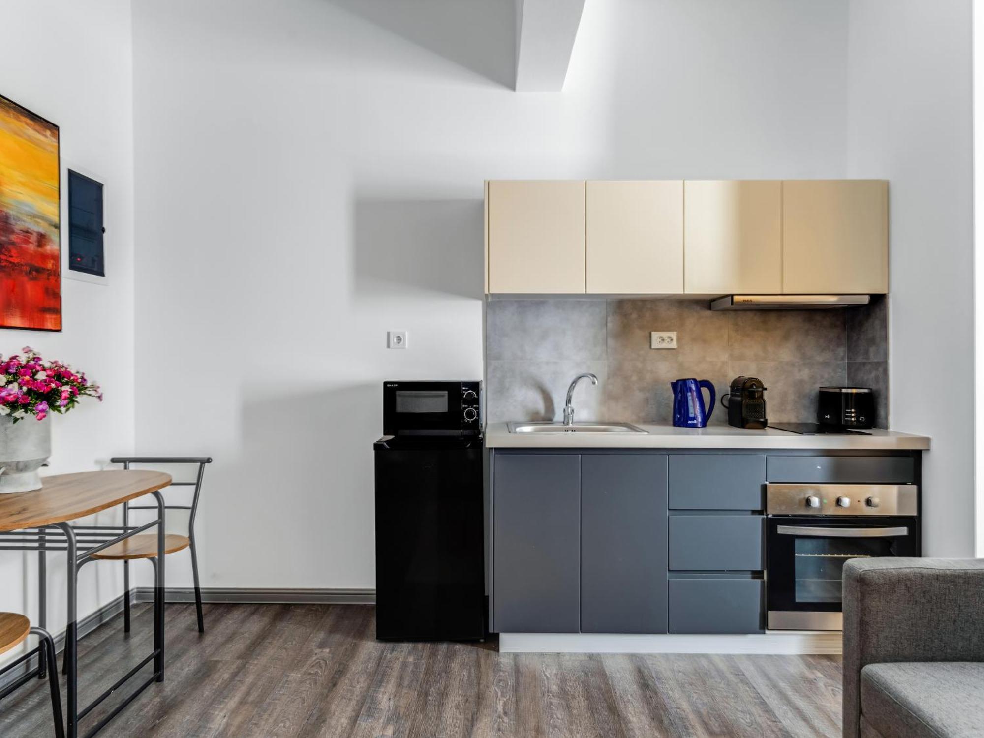 Yalarent Luxury Apartments In The Heart Of The City Athens Exterior photo